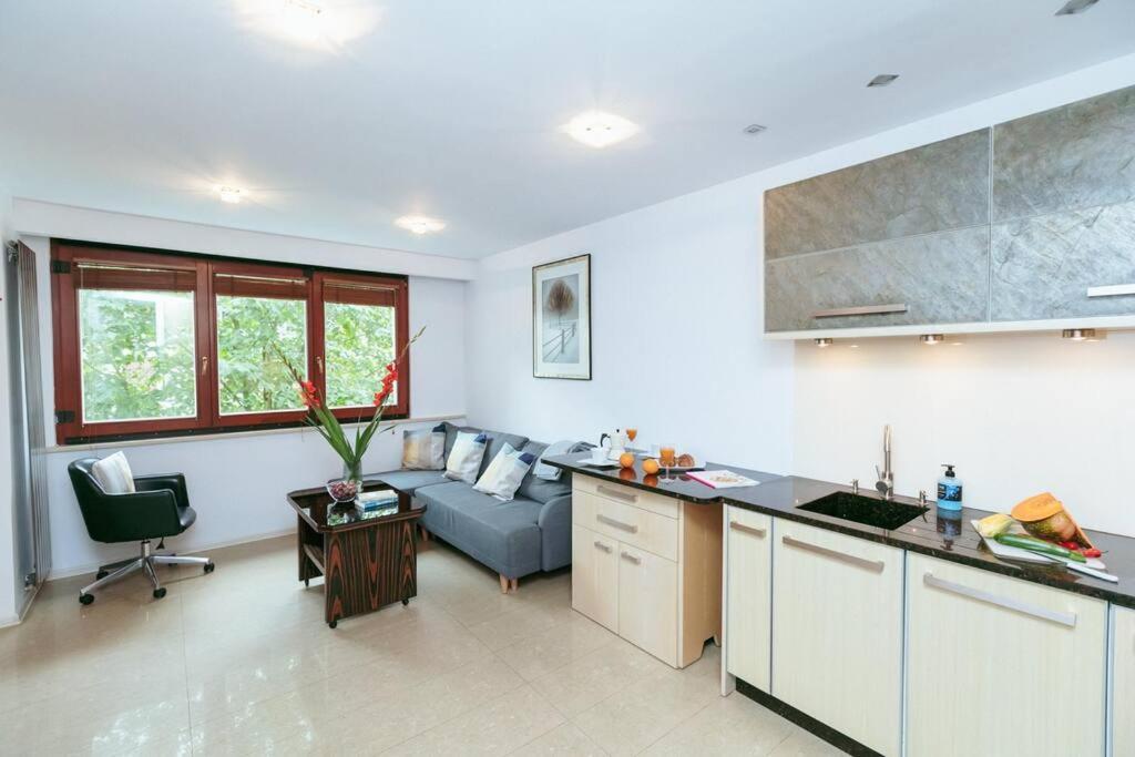 Apartment In The Heart Of Warsaw! 외부 사진